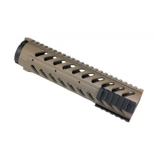 10_inch_free_float_handguard_with_sectional_side_and_bottom_rails_dark_earth