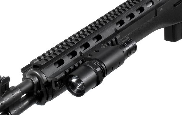 utg-leapers-95-lumen-xenon-tacticaland-handheld-mount-flashlight